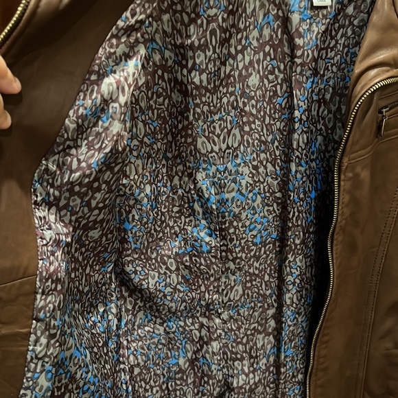 Andrew Marc lambskin leather jacket in brown - Picture 4 of 7